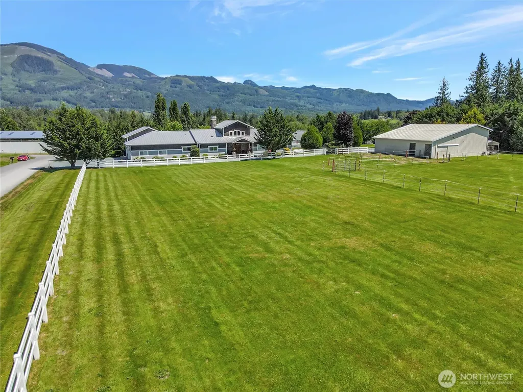 15892 Larson Lane Mount Vernon WA 98273