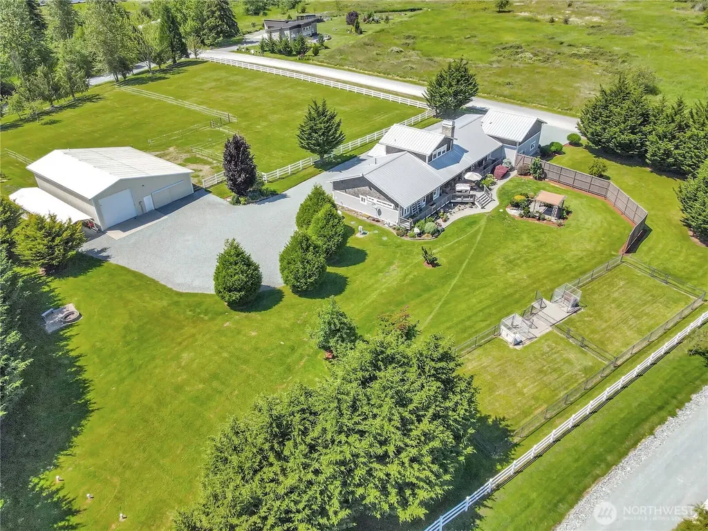15892 Larson Lane Mount Vernon WA 98273