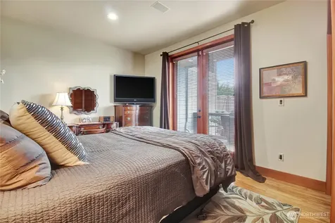 15892 Larson Lane Mount Vernon WA 98273