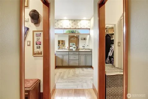 15892 Larson Lane Mount Vernon WA 98273