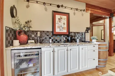 15892 Larson Lane Mount Vernon WA 98273