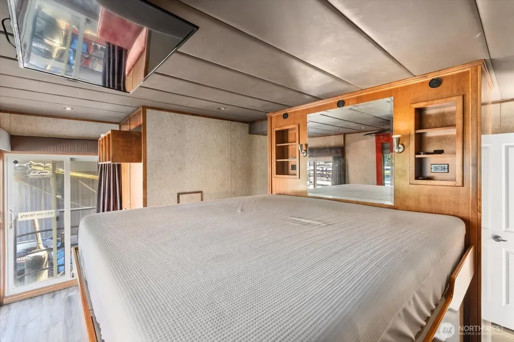 11 E Allison Street Seattle WA 98102