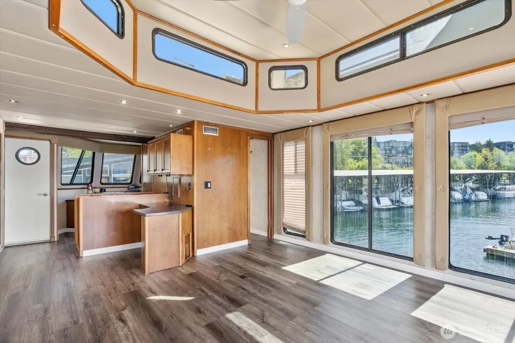 11 E Allison Street Seattle WA 98102
