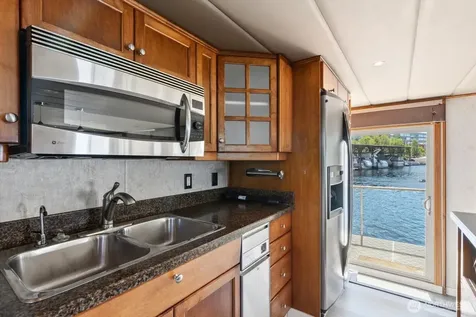 11 E Allison Street Seattle WA 98102