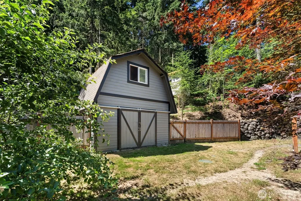 11435 Symes Road NW Bremerton WA 98312
