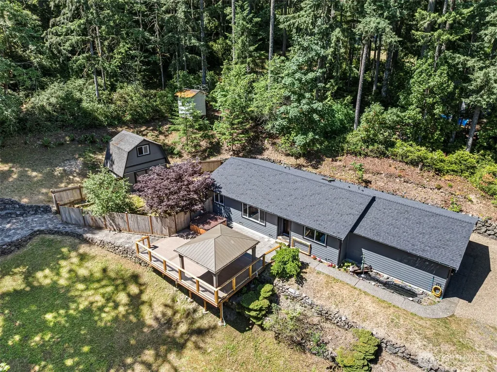 11435 Symes Road NW Bremerton WA 98312