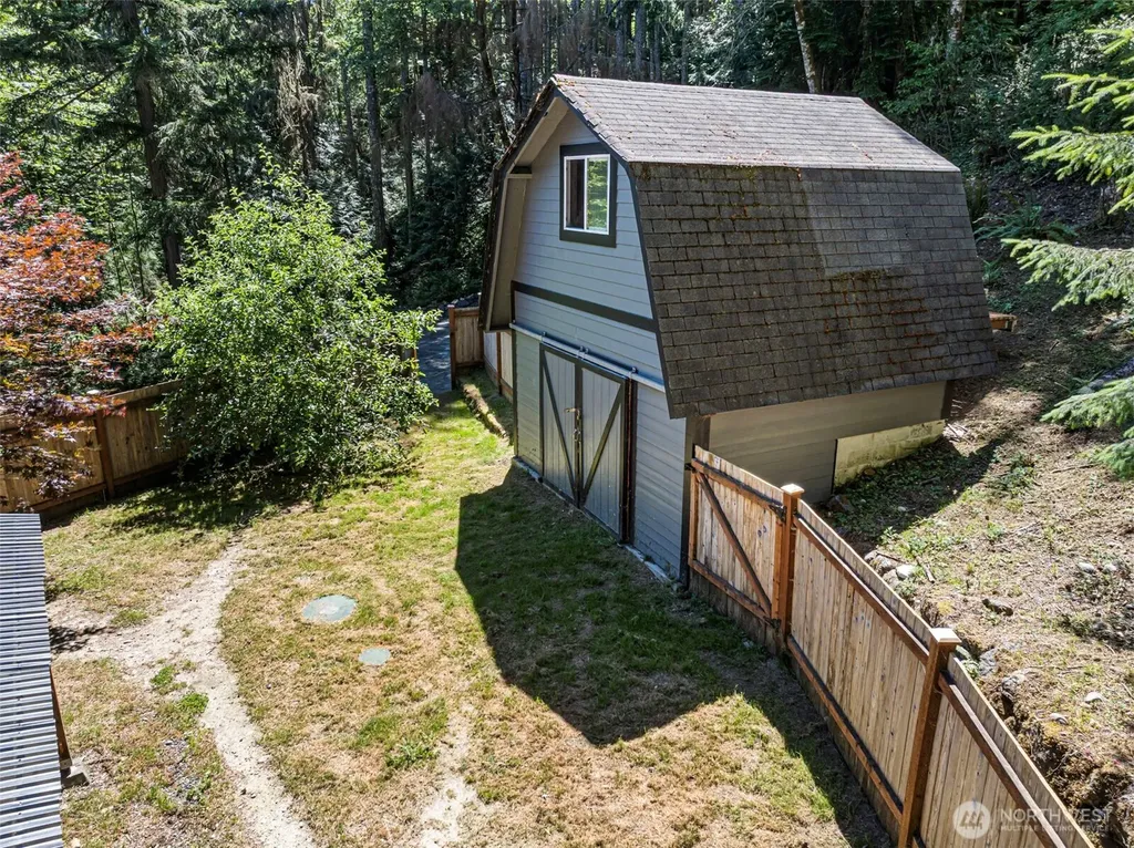 11435 Symes Road NW Bremerton WA 98312
