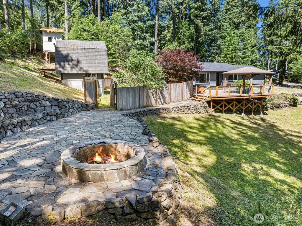 11435 Symes Road NW Bremerton WA 98312