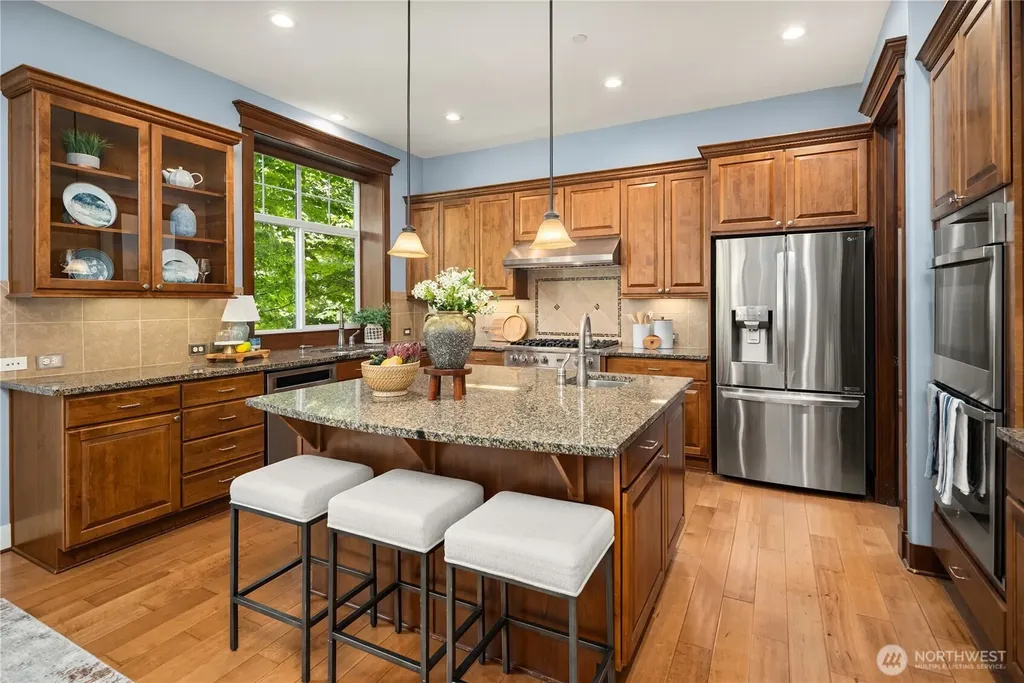 2534 NW Stoney Creek Drive Issaquah WA 98027