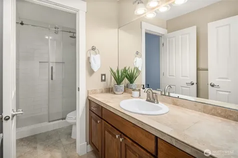 2534 NW Stoney Creek Drive Issaquah WA 98027