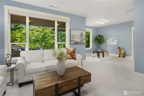 2534 NW Stoney Creek Drive Issaquah WA 98027