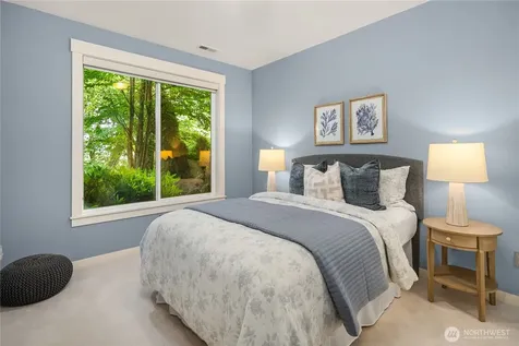 2534 NW Stoney Creek Drive Issaquah WA 98027
