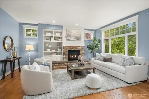 2534 NW Stoney Creek Drive Issaquah WA 98027