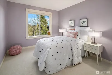 2534 NW Stoney Creek Drive Issaquah WA 98027