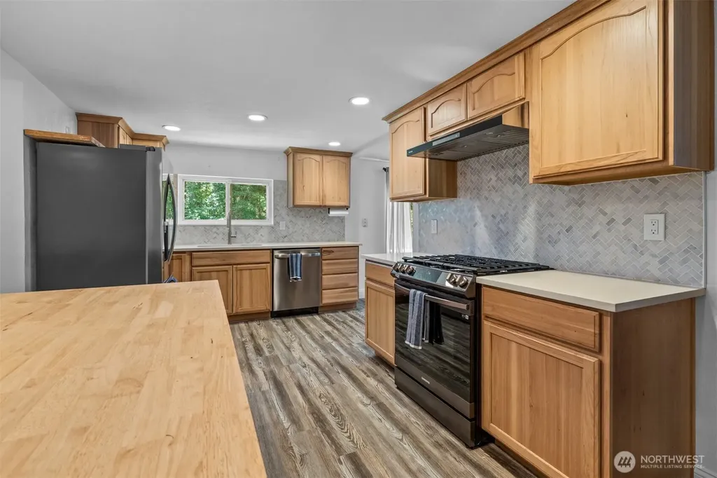 7045 Hawks Prairie Road NE Olympia WA 98516