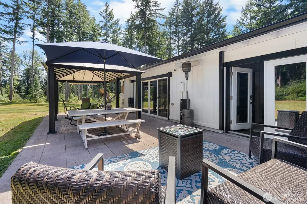7045 Hawks Prairie Road NE Olympia WA 98516