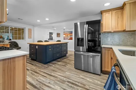 7045 Hawks Prairie Road NE Olympia WA 98516