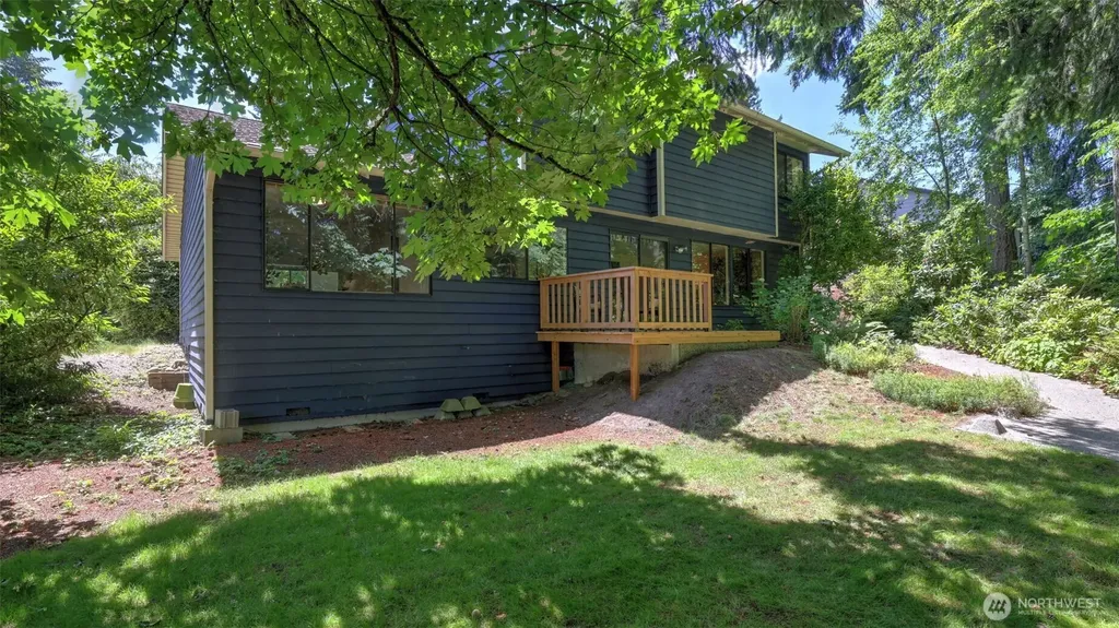 15822 SE 167th Place Renton WA 98058