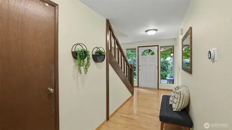 15822 SE 167th Place Renton WA 98058