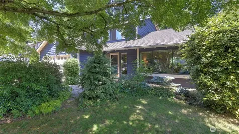 15822 SE 167th Place Renton WA 98058