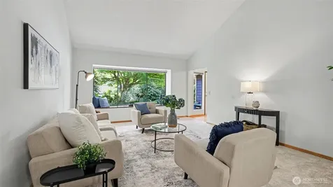 15822 SE 167th Place Renton WA 98058