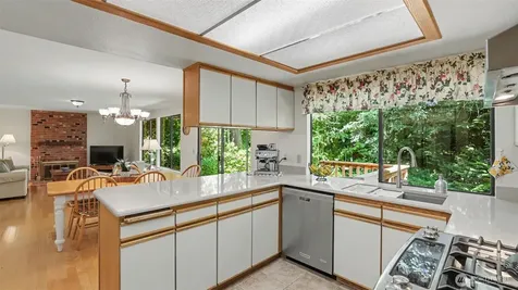 15822 SE 167th Place Renton WA 98058