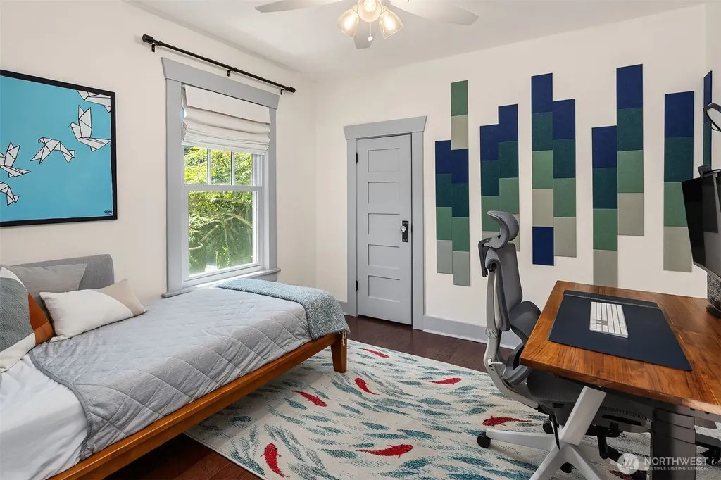 5007 46th Avenue SW Seattle WA 98136