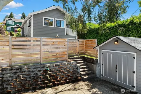 5007 46th Avenue SW Seattle WA 98136