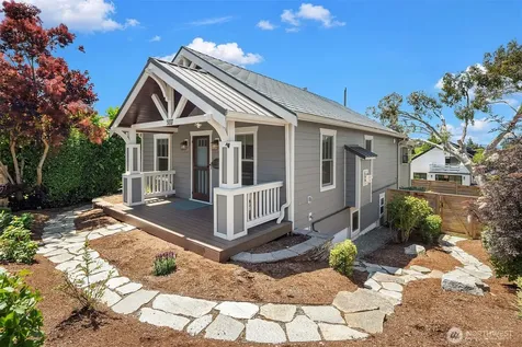 5007 46th Avenue SW Seattle WA 98136