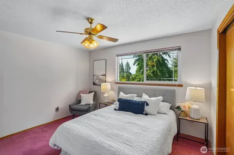 19845 105th Avenue SE Renton WA 98055