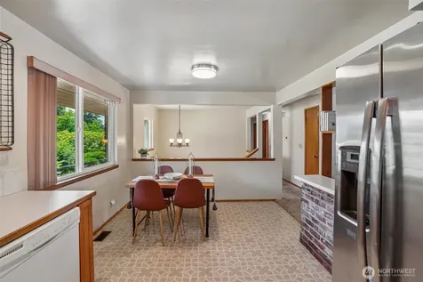 19845 105th Avenue SE Renton WA 98055