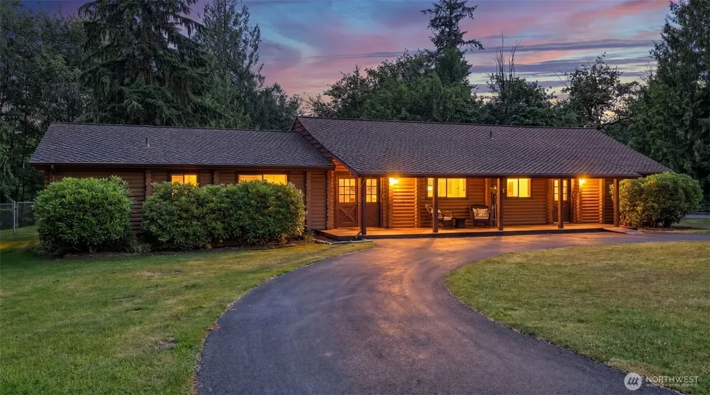 28121 197th Avenue SE Kent WA 98042