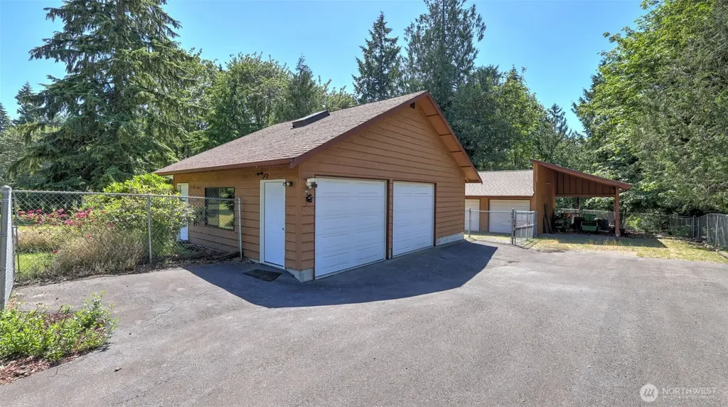 28121 197th Avenue SE Kent WA 98042