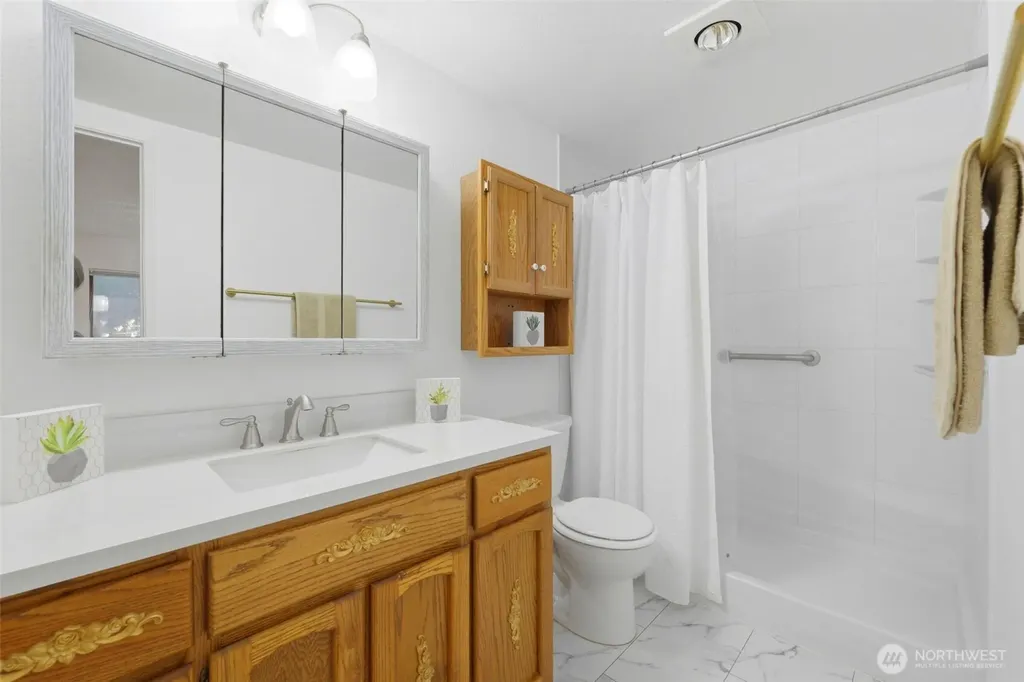 26435 Pennsylvania Avenue NE Kingston WA 98346