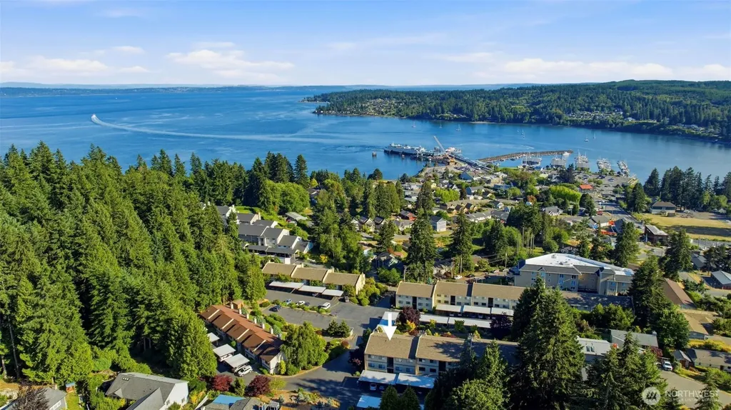 26435 Pennsylvania Avenue NE Kingston WA 98346