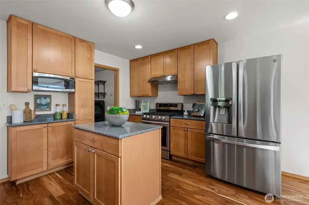 2120 248th Place SE Sammamish WA 98075