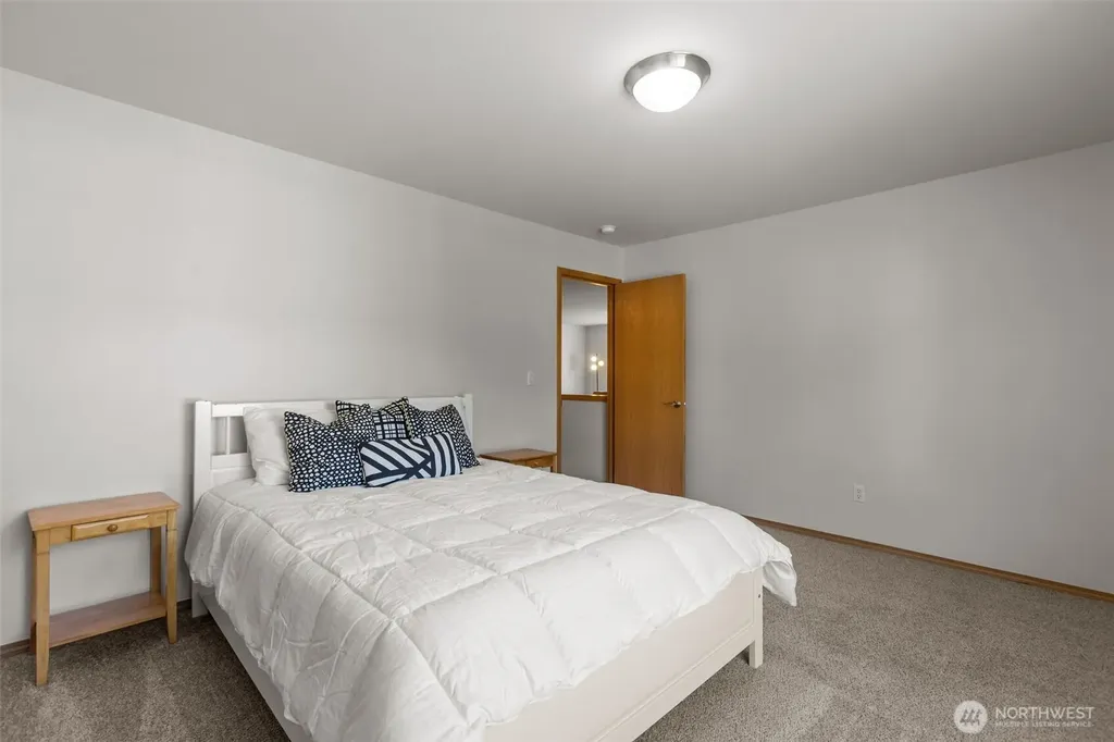 2120 248th Place SE Sammamish WA 98075