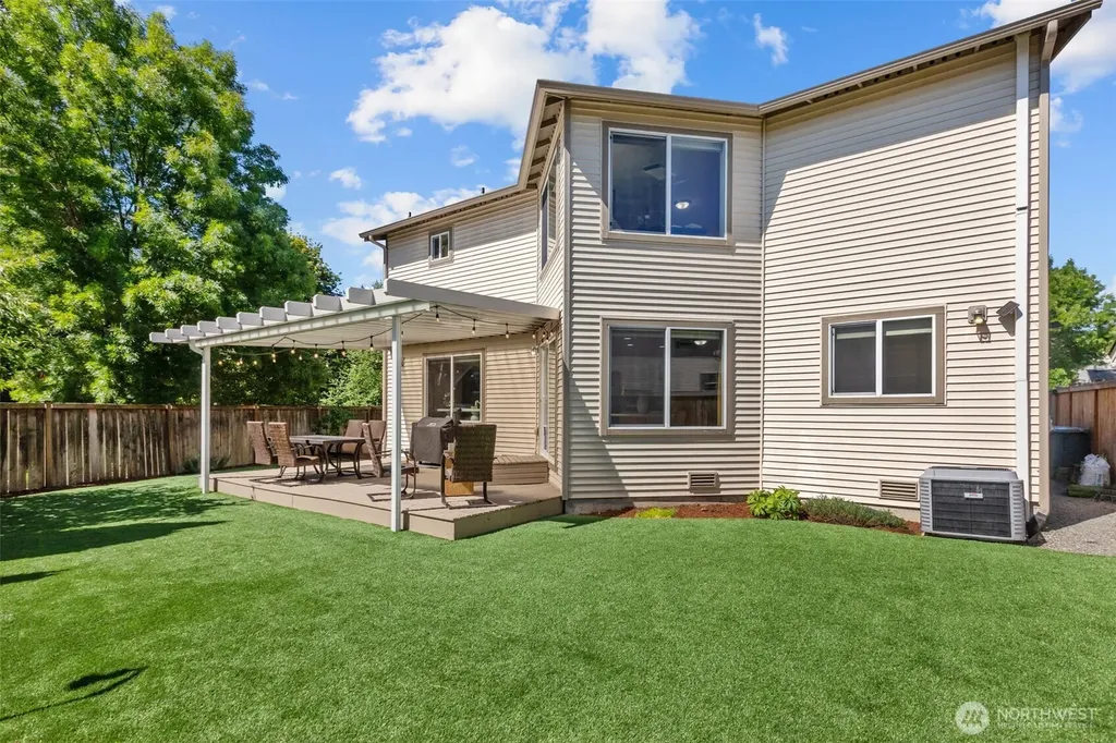 2120 248th Place SE Sammamish WA 98075