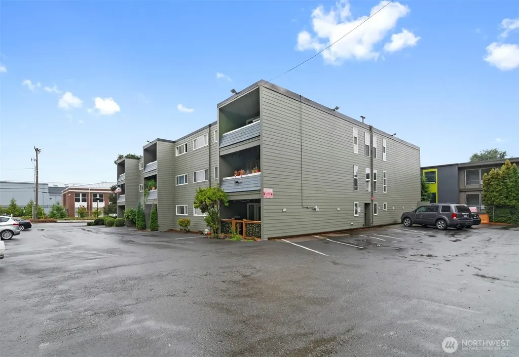 236 S 152nd Street Burien WA 98148