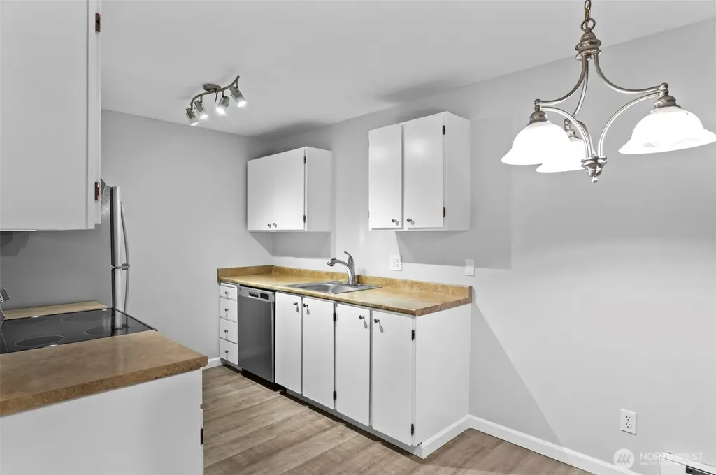 236 S 152nd Street Burien WA 98148