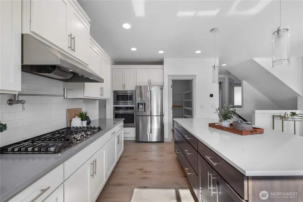 23433 3rd Avenue SE Bothell WA 98021