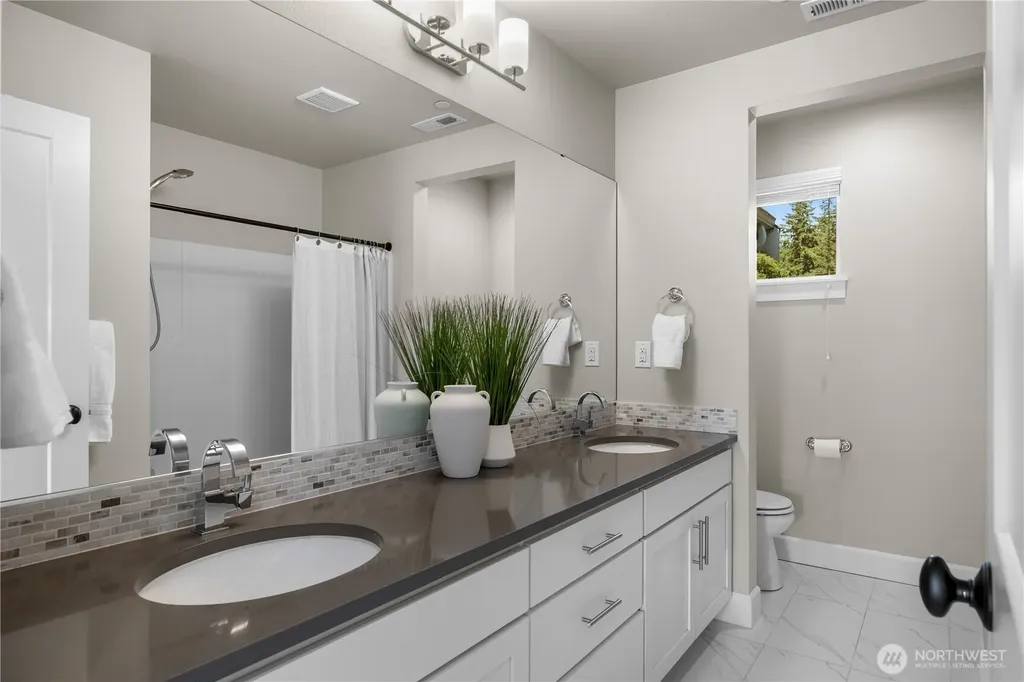 23433 3rd Avenue SE Bothell WA 98021