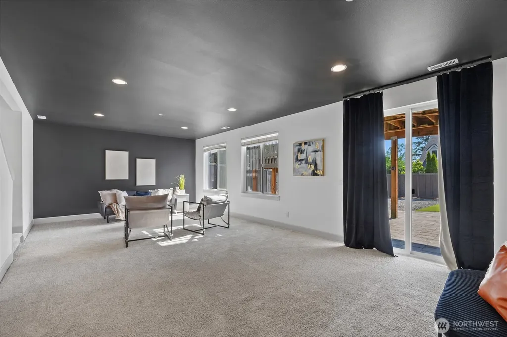 23433 3rd Avenue SE Bothell WA 98021