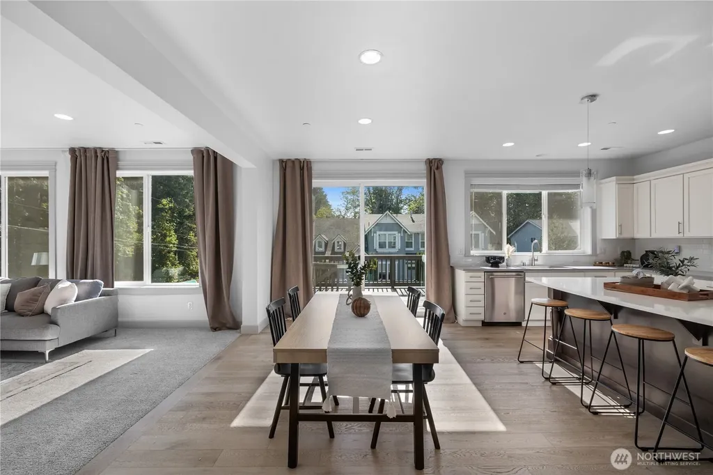 23433 3rd Avenue SE Bothell WA 98021