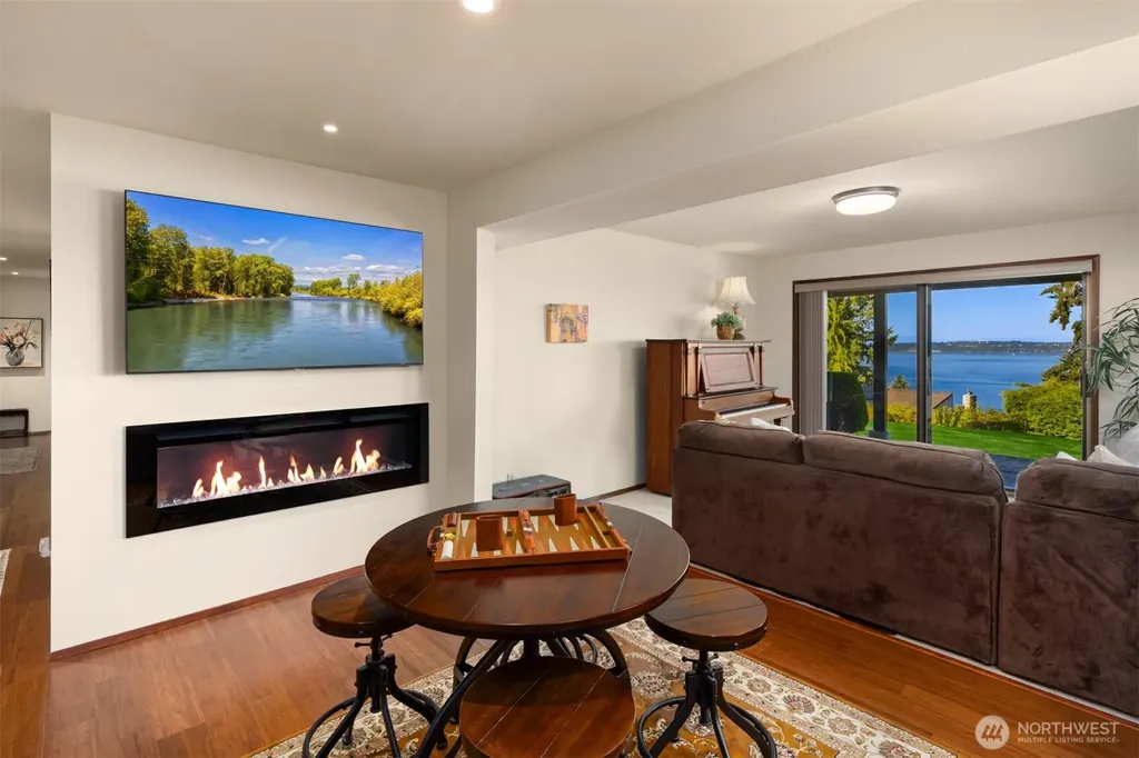 10793 NE Bill Point Drive Bainbridge Island WA 98110