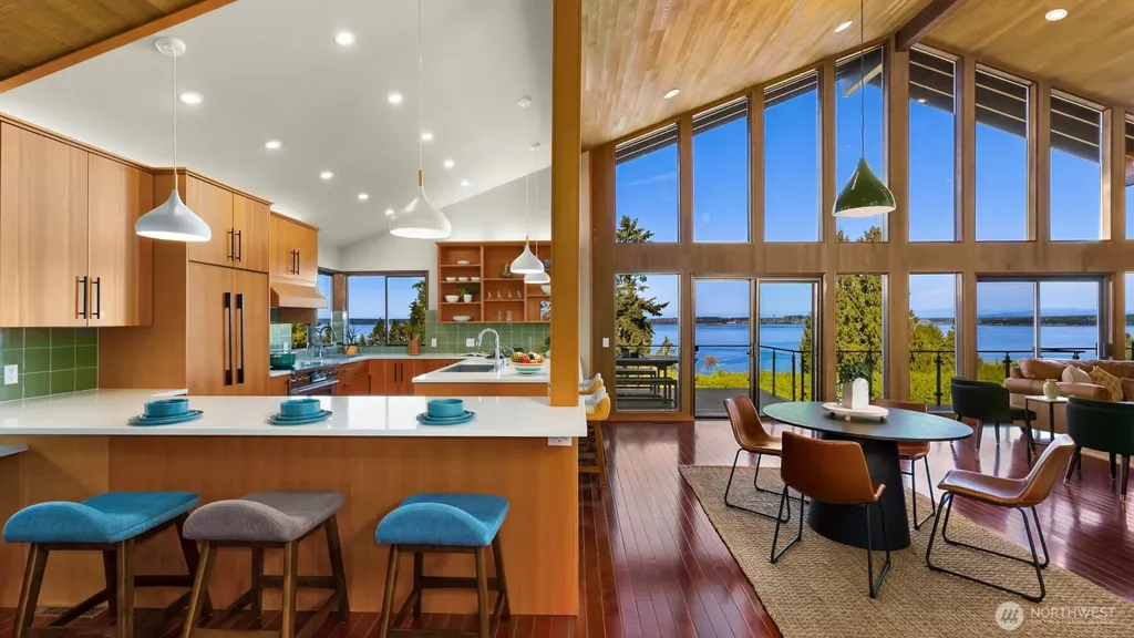 10793 NE Bill Point Drive Bainbridge Island WA 98110