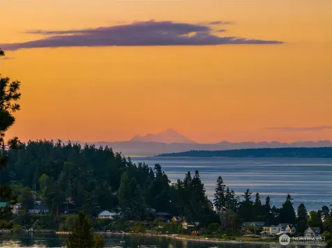 10793 NE Bill Point Drive Bainbridge Island WA 98110