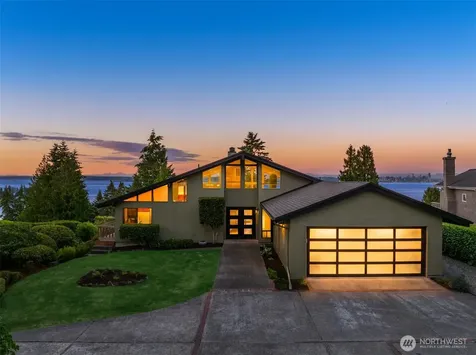 10793 NE Bill Point Drive Bainbridge Island WA 98110