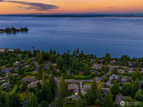 10793 NE Bill Point Drive Bainbridge Island WA 98110
