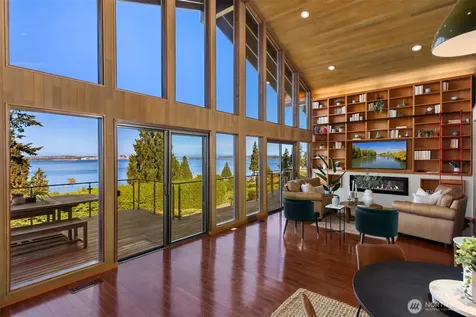 10793 NE Bill Point Drive Bainbridge Island WA 98110